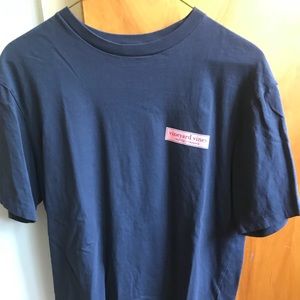 Vineyard vines t shirt